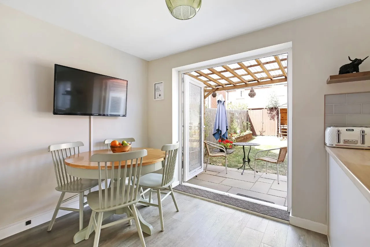 Ivie Place, Salisbury, Wiltshire, SP2 9GL, photo 4