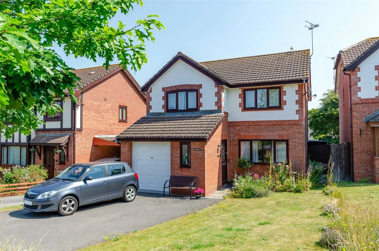 4 bed house for sale, Beaumaris Drive, Llandudno, LL30