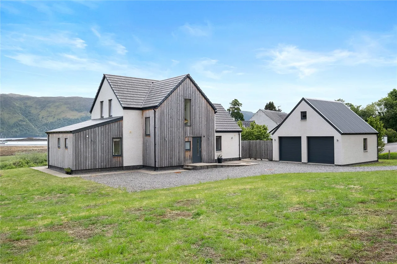 Slumbay House, Church Street, Lochcarron, Strathcarron, IV54 8YP, photo 16
