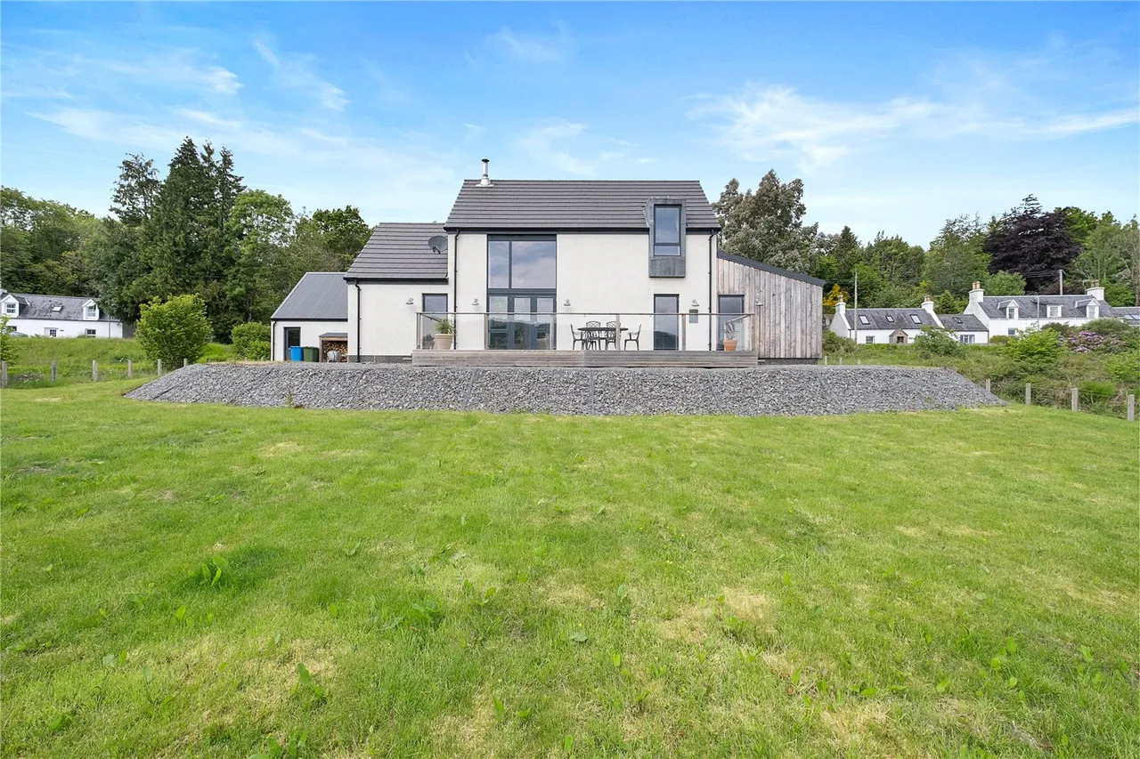 Slumbay House, Church Street, Lochcarron, Strathcarron, IV54 8YP, photo 17