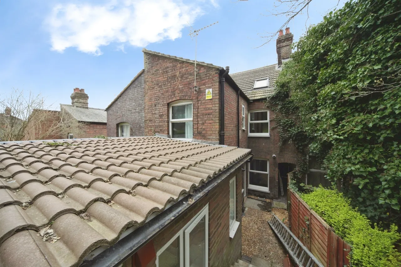 Hitchin Road, Luton, LU2, photo 16