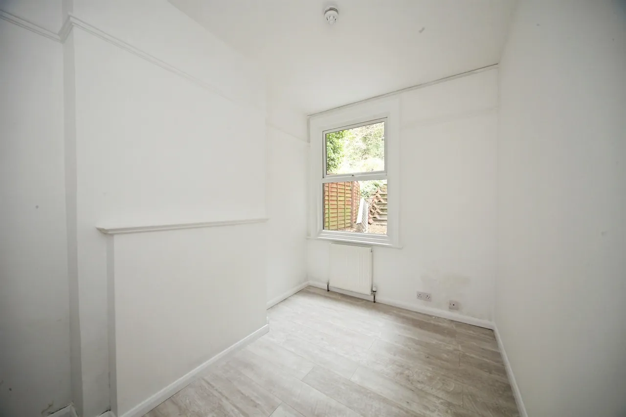 Hitchin Road, Luton, LU2, photo 8