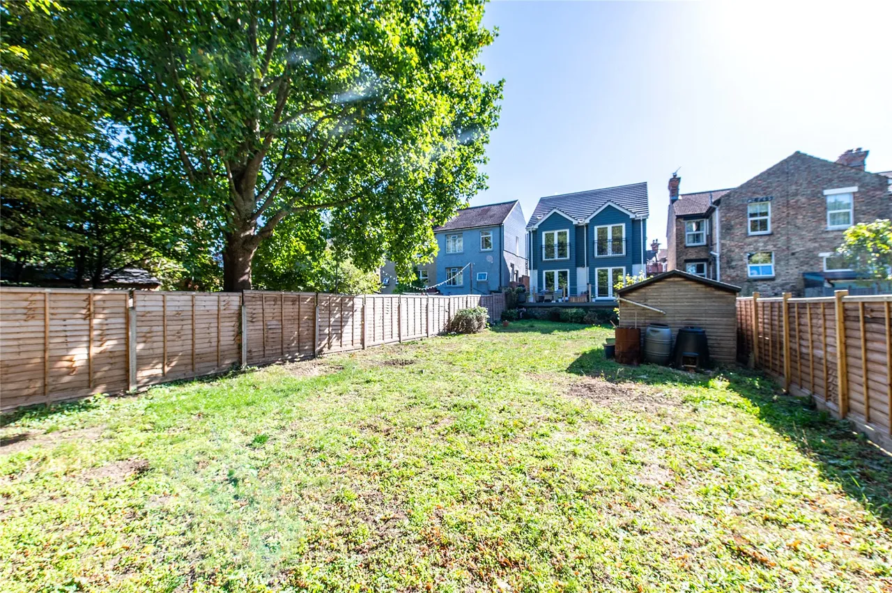 4 bed house for sale, Barton Road, Maidstone, ME15