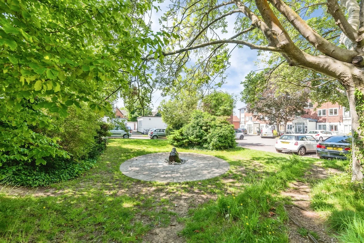 Silkdale Close, Oxford, photo 10