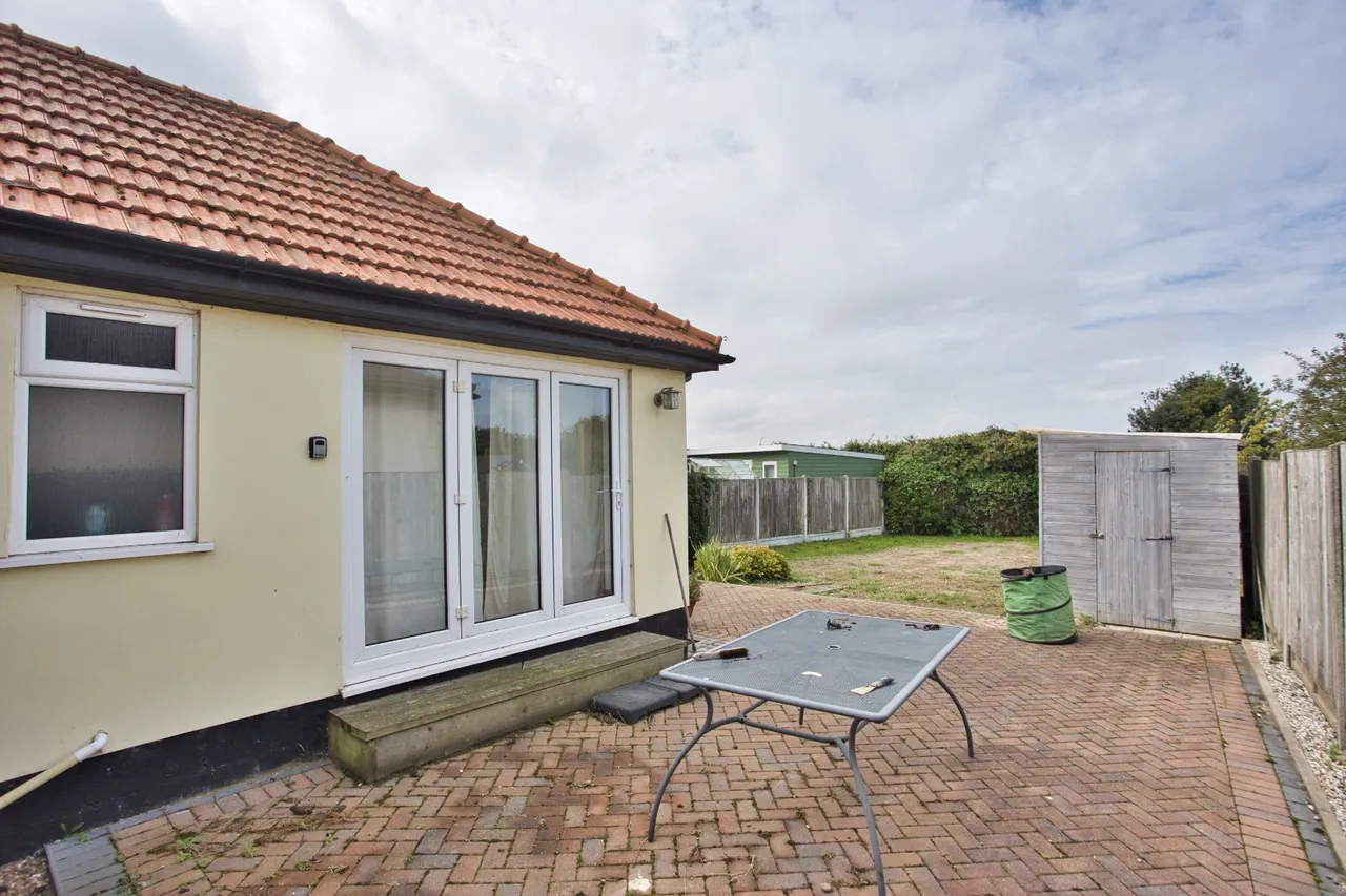 Cross Road, Walmer, CT14, photo 11