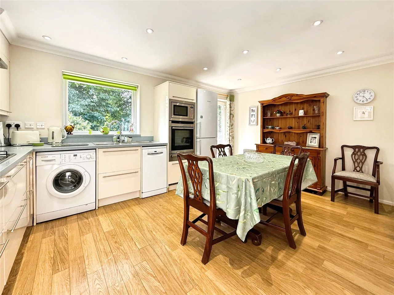 Mulberry Close, Crowthorne, Berkshire, RG45 7LG, photo 10