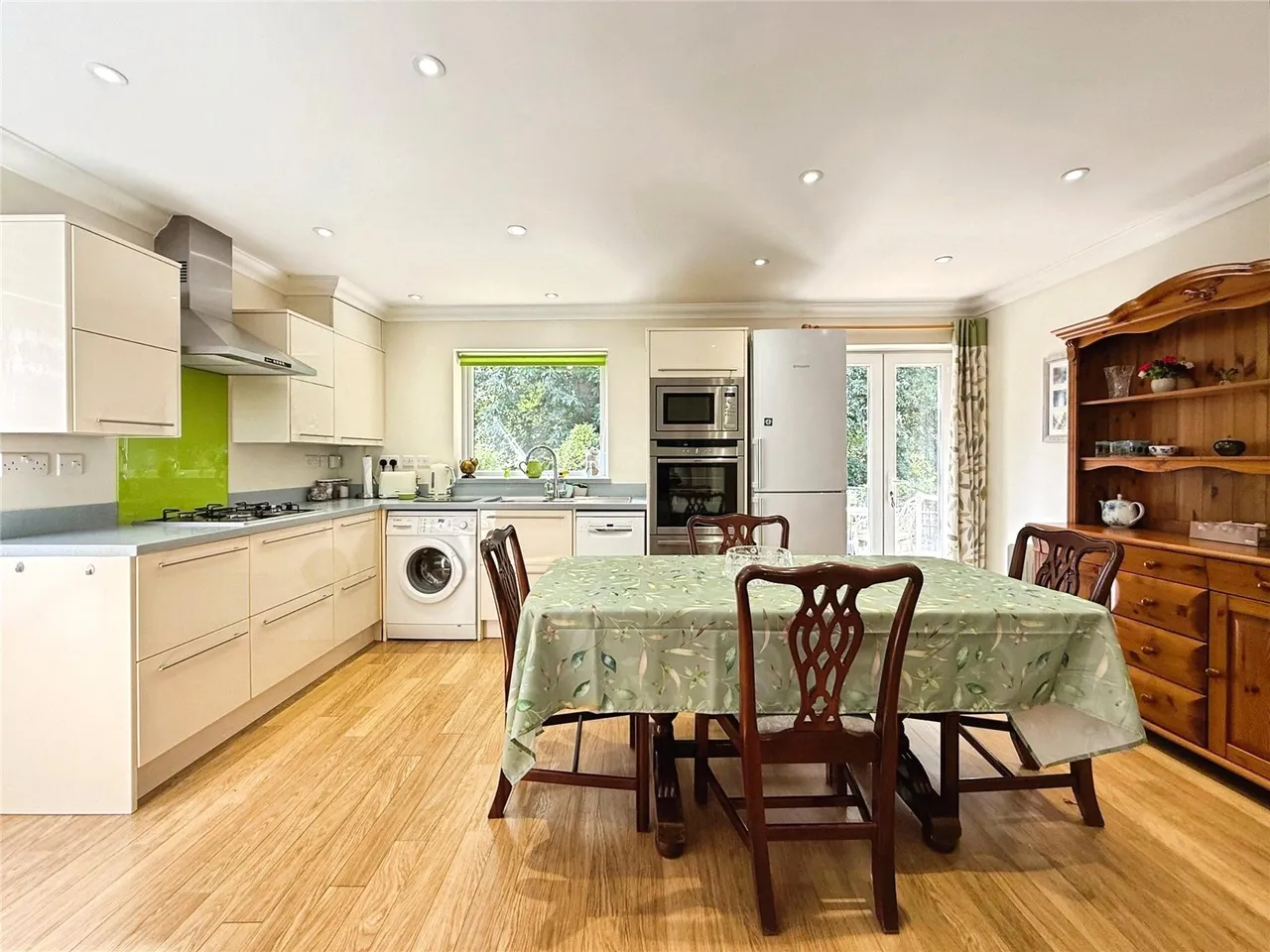 Mulberry Close, Crowthorne, Berkshire, RG45 7LG, photo 11