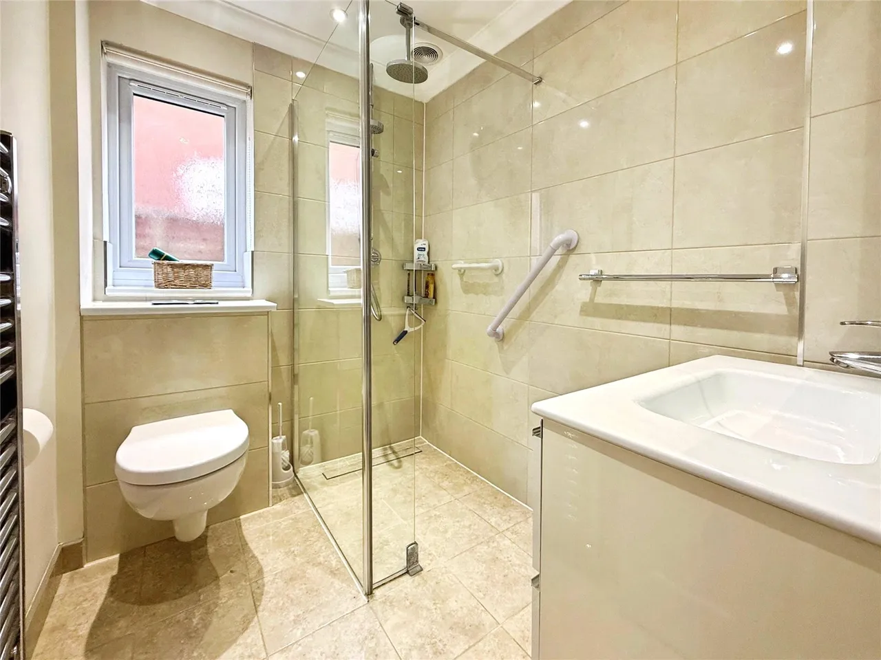Mulberry Close, Crowthorne, Berkshire, RG45 7LG, photo 5