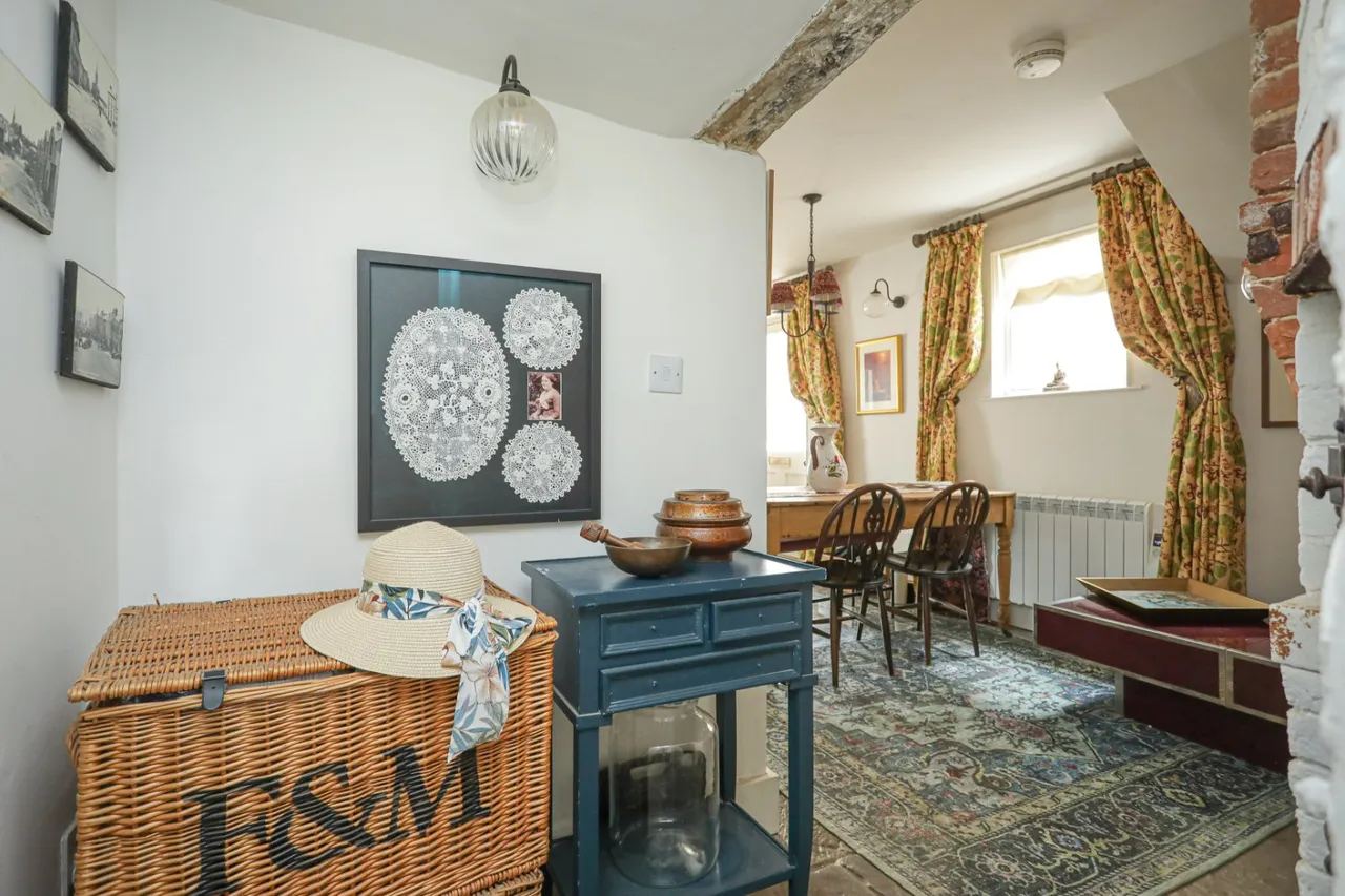 The Street, Mersham, TN25, photo 11