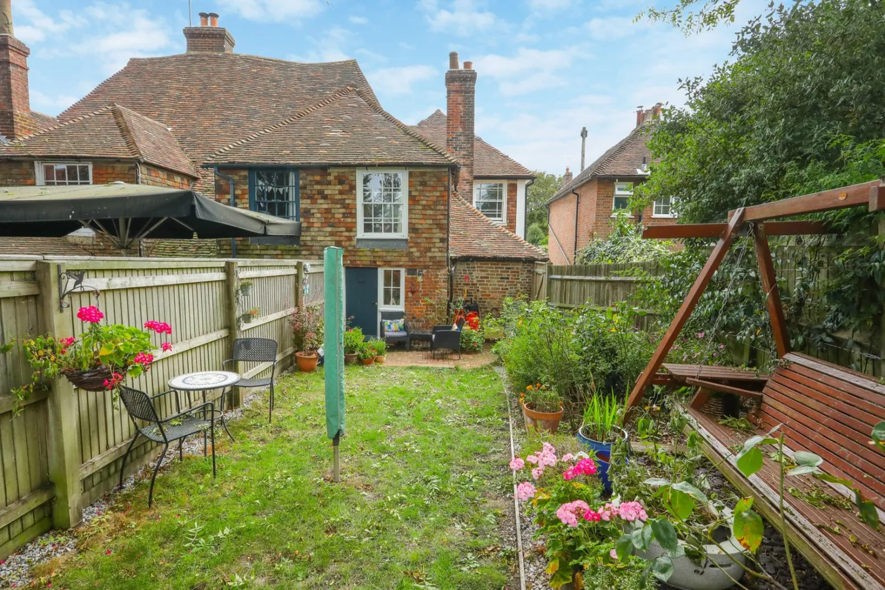 The Street, Mersham, TN25, photo 22