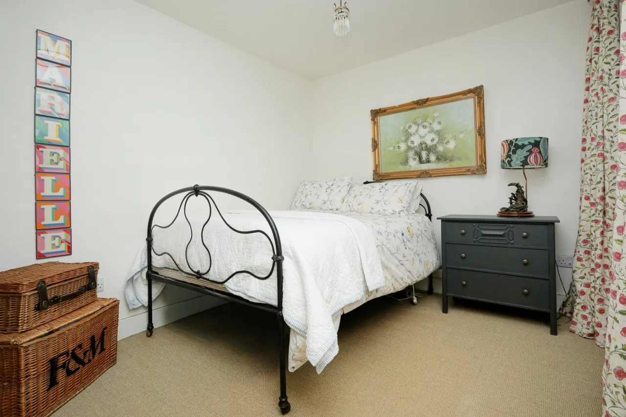 The Street, Mersham, TN25, photo 16