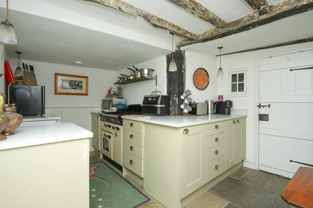 The Street, Mersham, TN25, photo 4