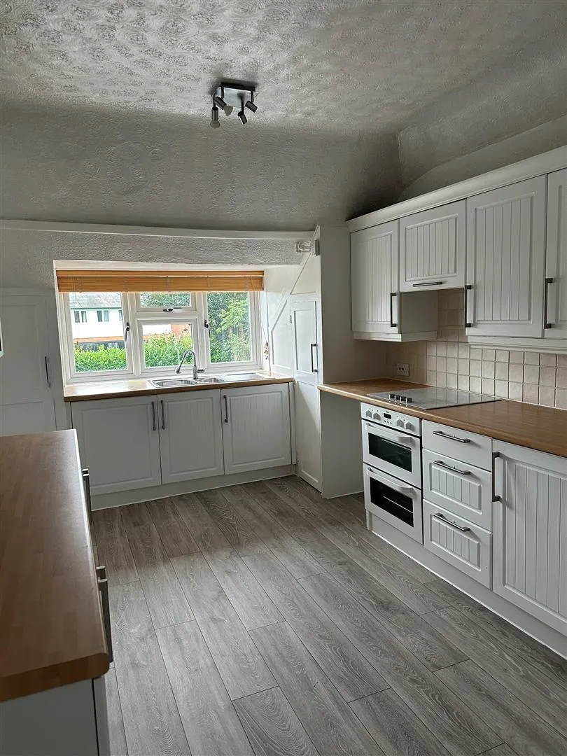 De Lisle Road Bournemouth BH3 7NG, photo 2