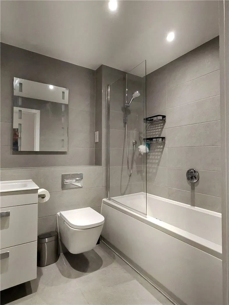Harvest Path, Finchwood Park, Wokingham, Berkshire, RG40, photo 3