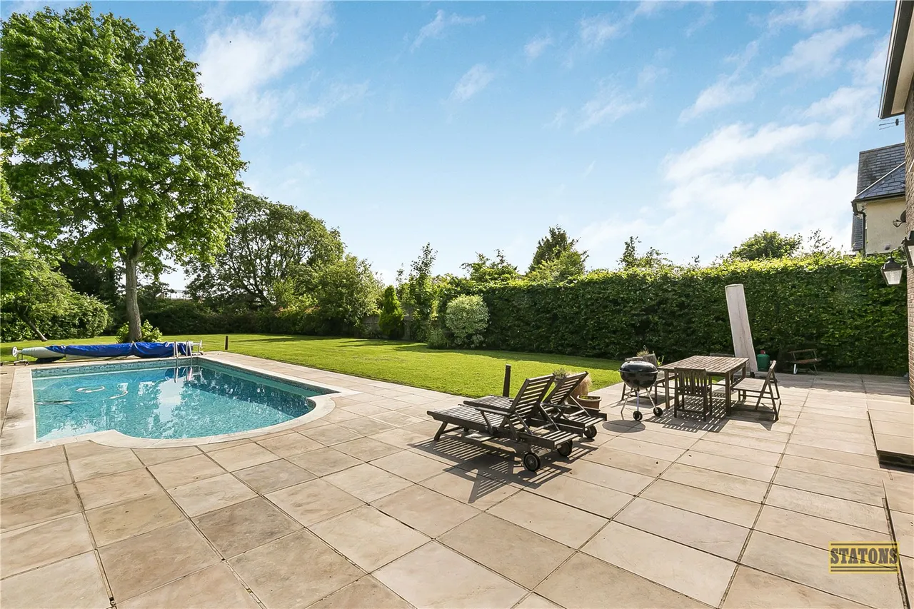Brookmans Avenue, Brookmans Park, Hertfordshire, AL9 7QJ, photo 4