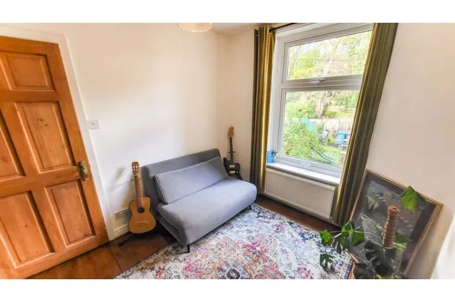 Mossley Road, Grasscroft Saddleworth, OL4, photo 11