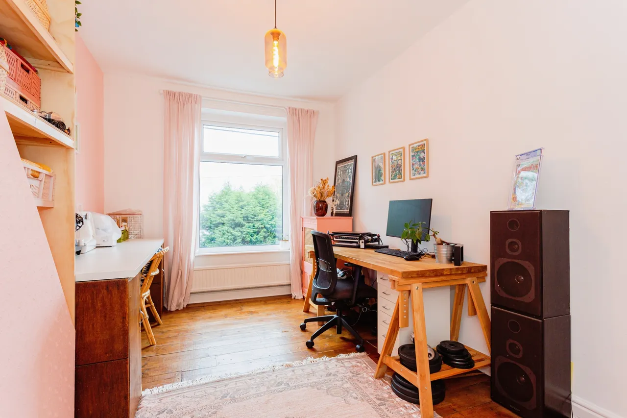 Mossley Road, Grasscroft Saddleworth, OL4, photo 15