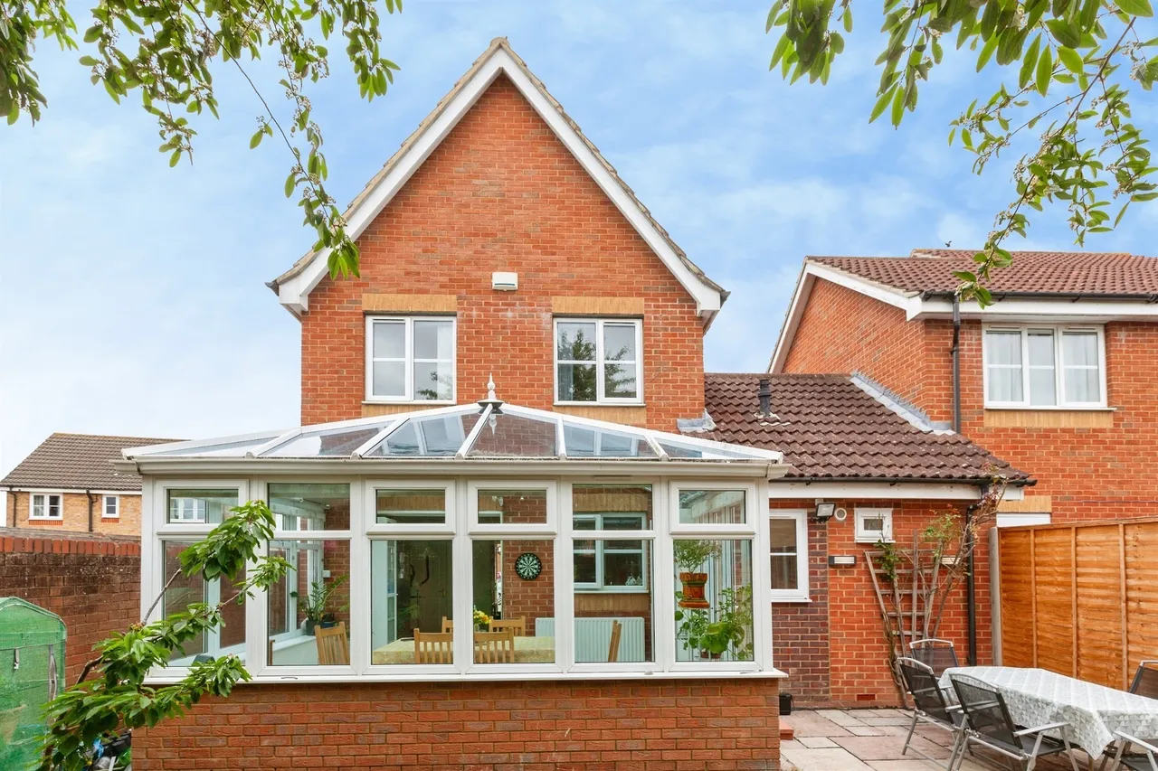 Ferrers Close, Slough, SL1, photo 5