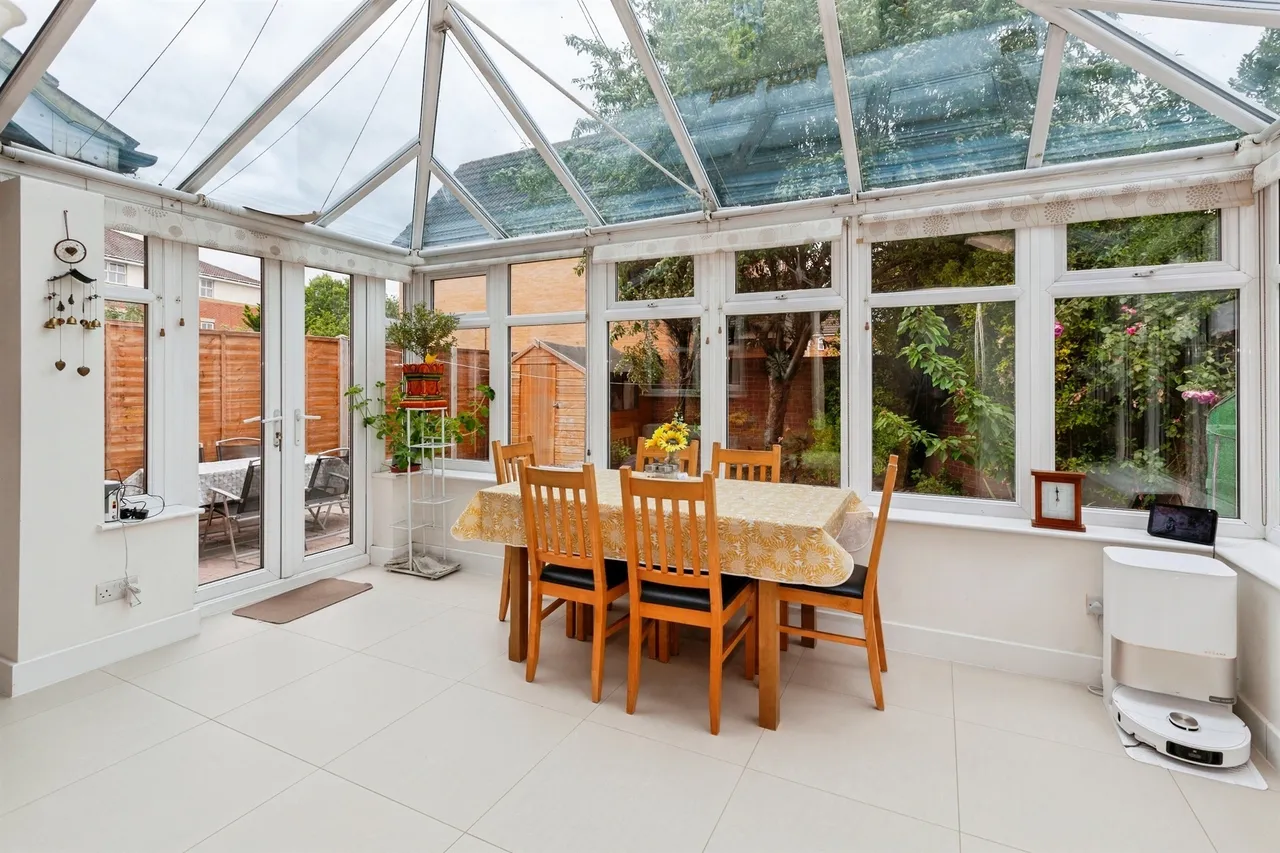 Ferrers Close, Slough, SL1, photo 4