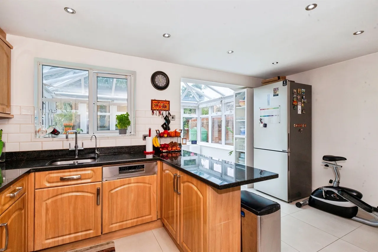 Ferrers Close, Slough, SL1, photo 11