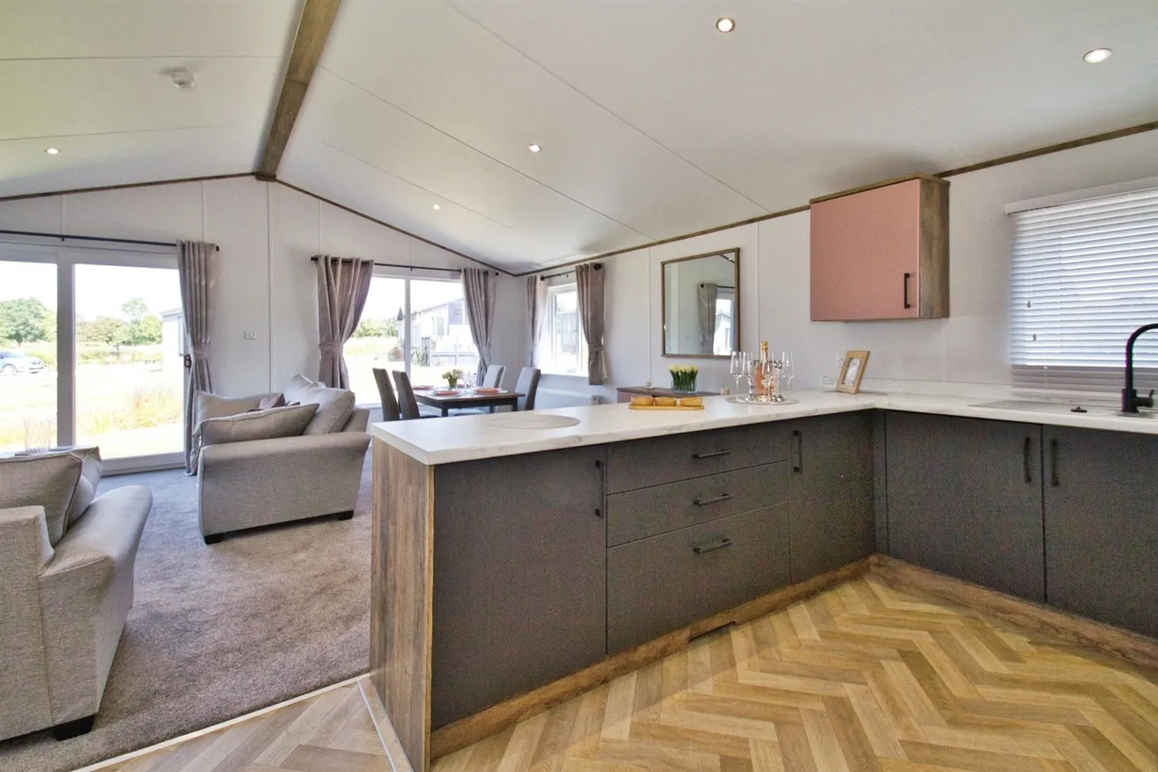 Bath West Lodge Park, Cannards Grave, BA4, photo 4
