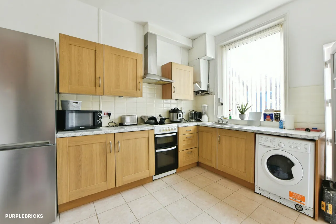 Quail Street, Oldham, photo 5