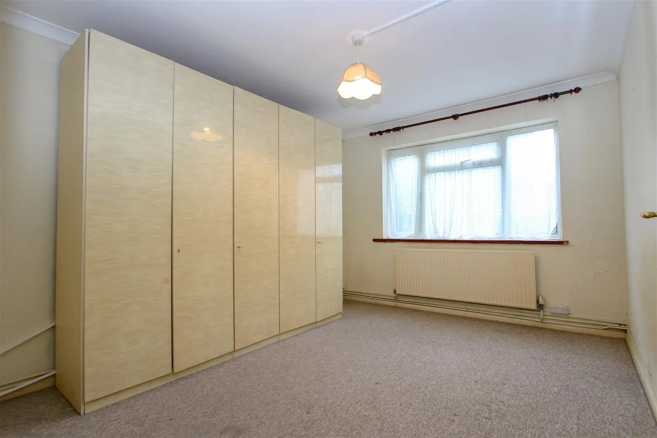 Long Lane, Hillingdon, UB10 9PE, photo 6