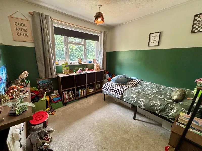 Forest Close, Tf5 Ola, photo 8