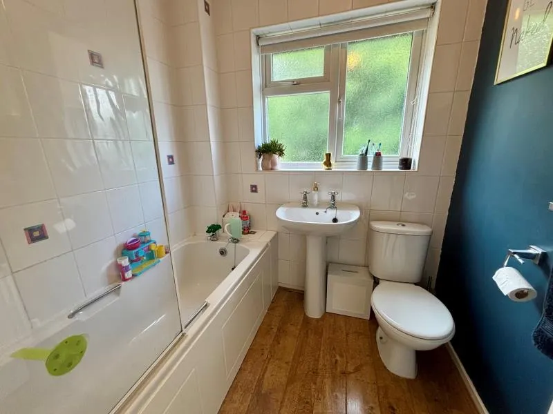 Forest Close, Tf5 Ola, photo 10