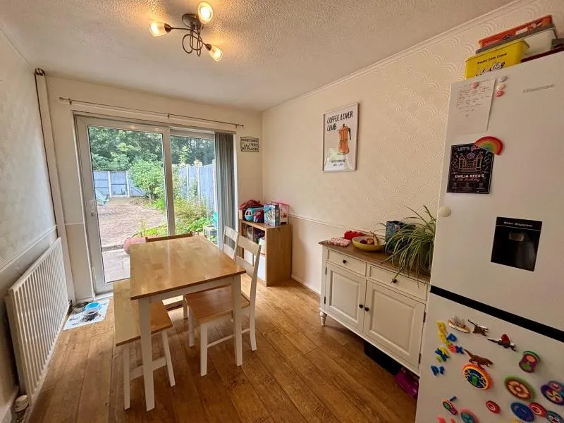 Forest Close, Tf5 Ola, photo 3