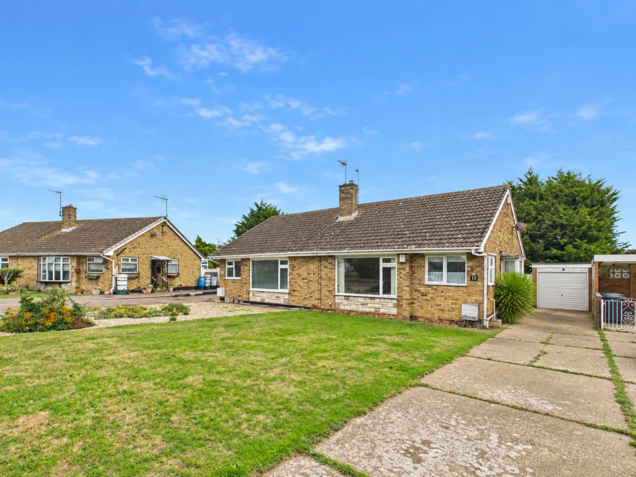 Fenlands Crescent, Lowestoft, photo 2