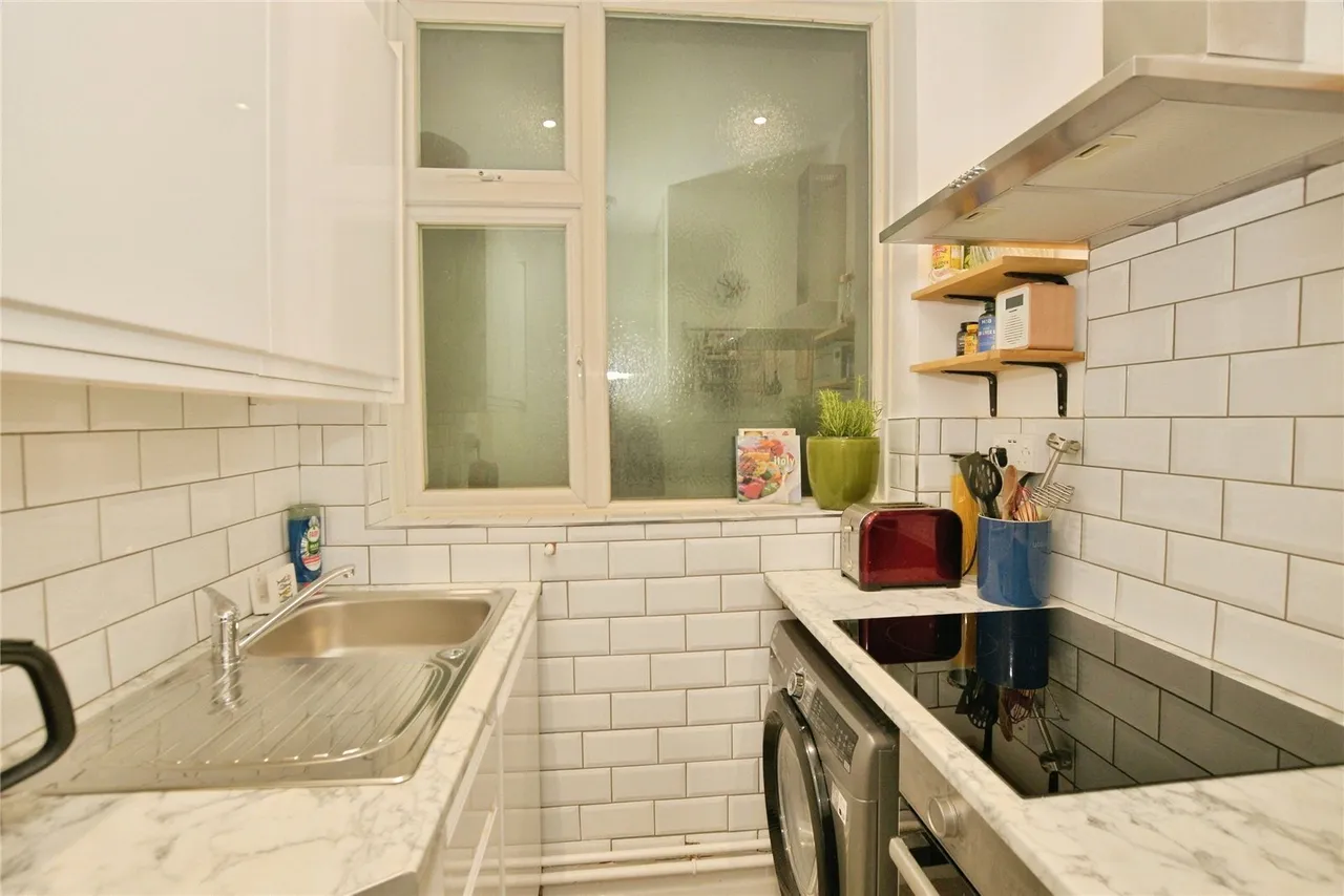 Bouverie Road West, Folkestone, Kent, CT20, photo 7