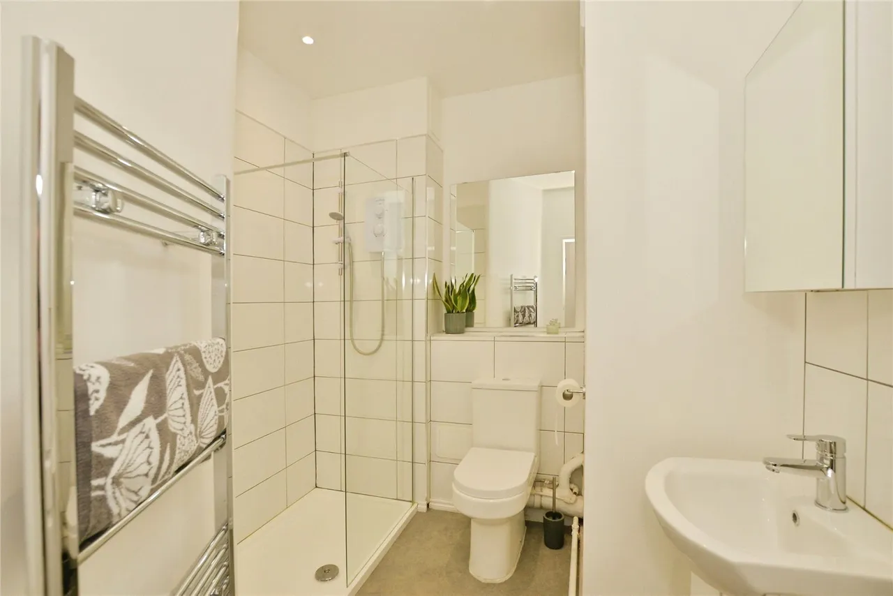 Bouverie Road West, Folkestone, Kent, CT20, photo 6