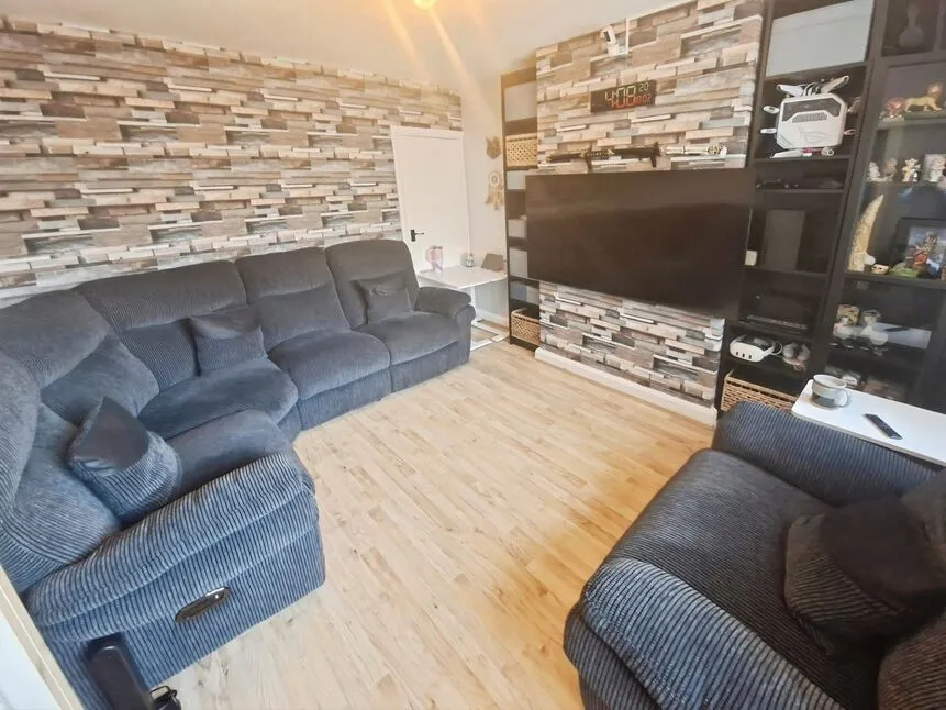 Barton Road, Nuneaton, CV10, photo 3