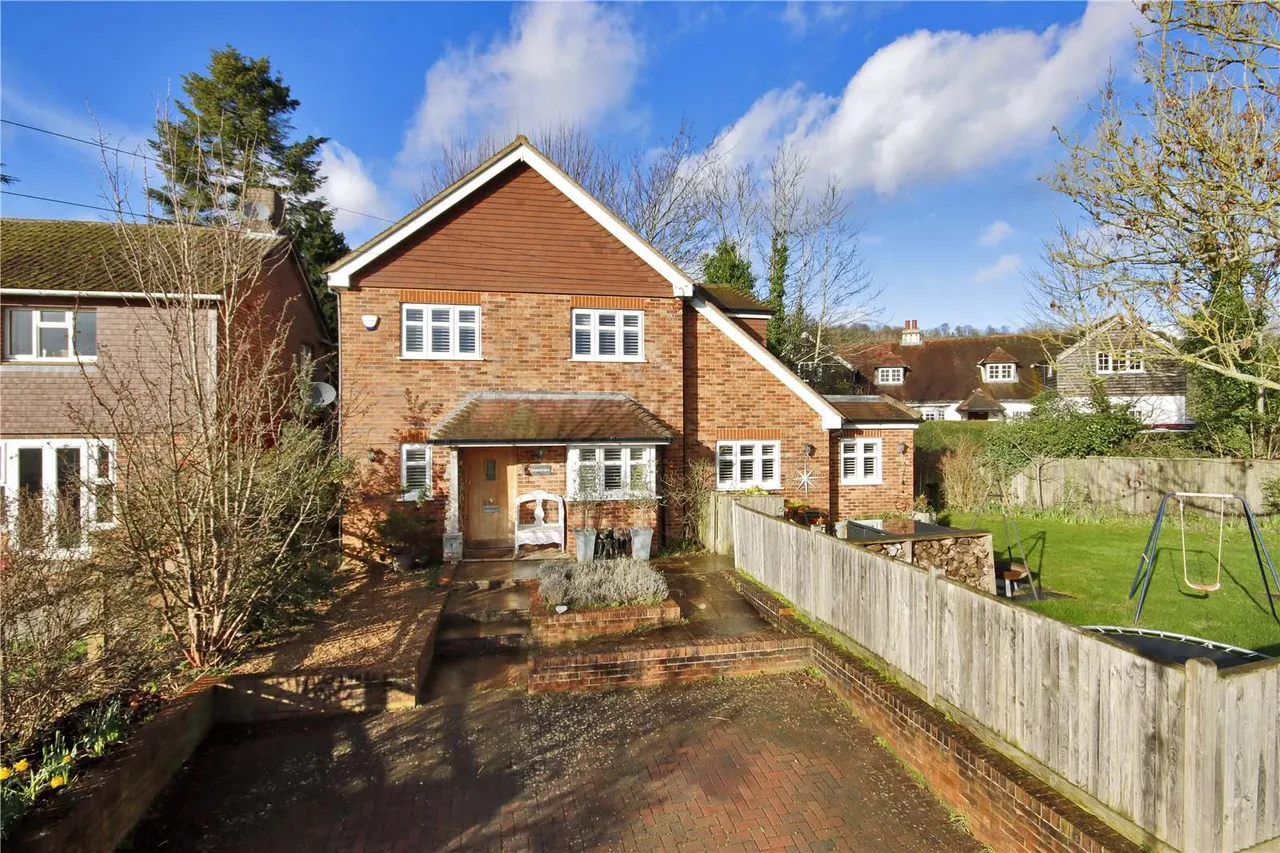 3 bed house for sale — Kemsing Road, Wrotham, Sevenoaks, Kent, TN15 7BS