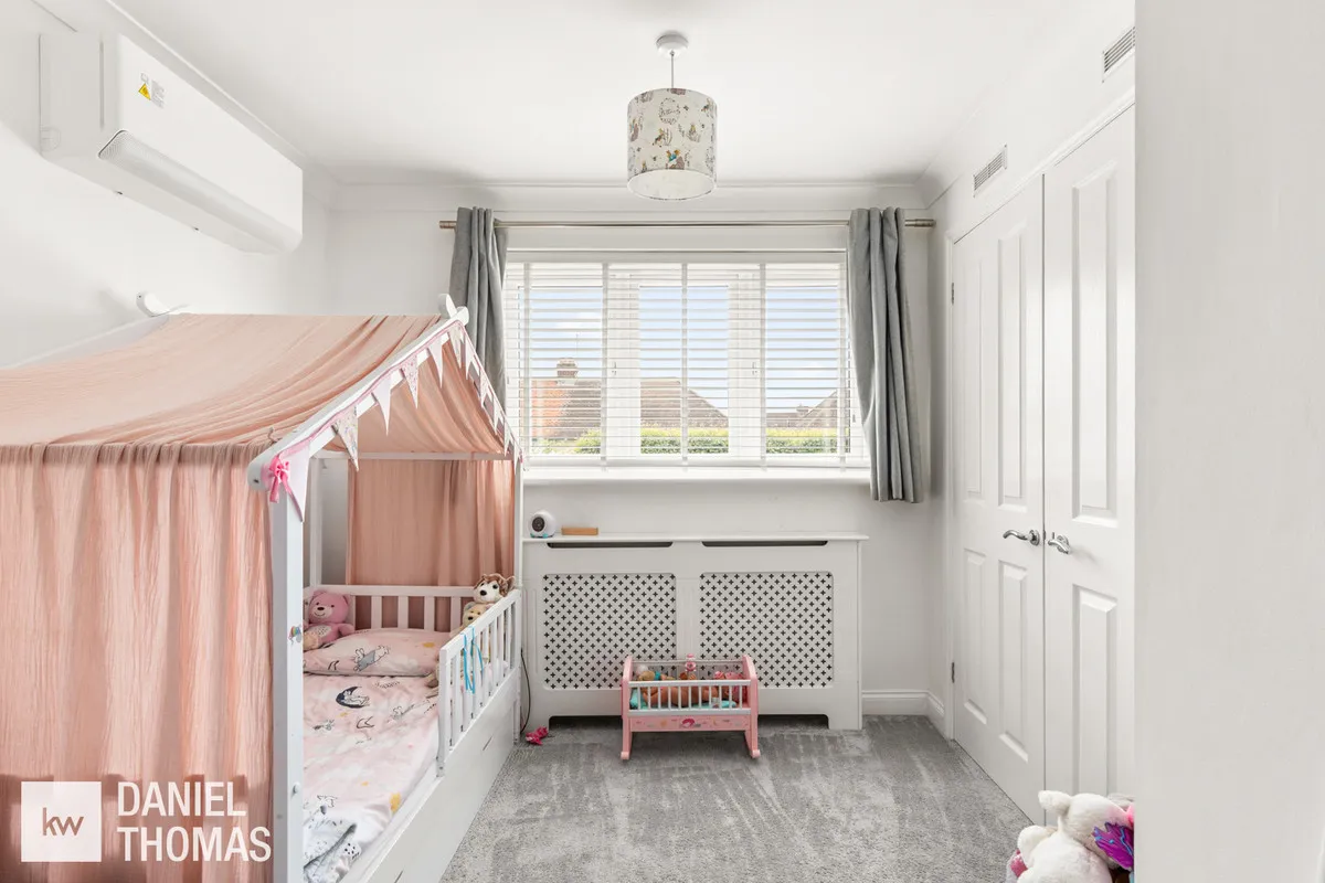 Valley Close, Waltham Abbey, EN9, photo 21