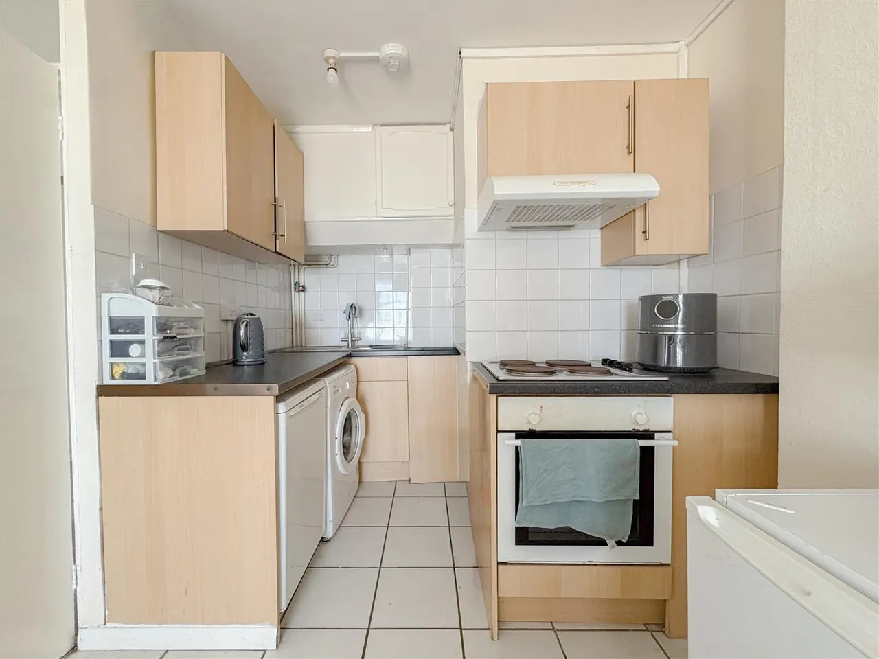 Marina, St. Leonards-On-Sea, East Sussex, TN38 0BQ, photo 3