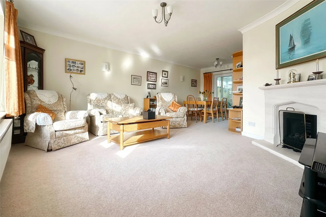 Rustington, Littlehampton, BN16, photo 3