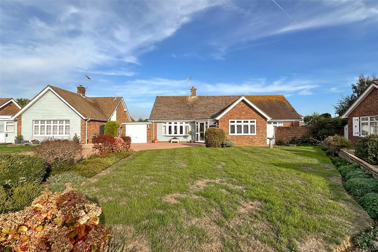 Rustington, Littlehampton, BN16, photo 29