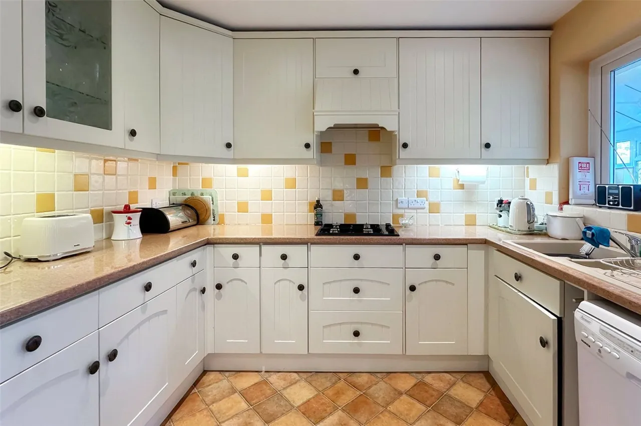 Rustington, Littlehampton, BN16, photo 20