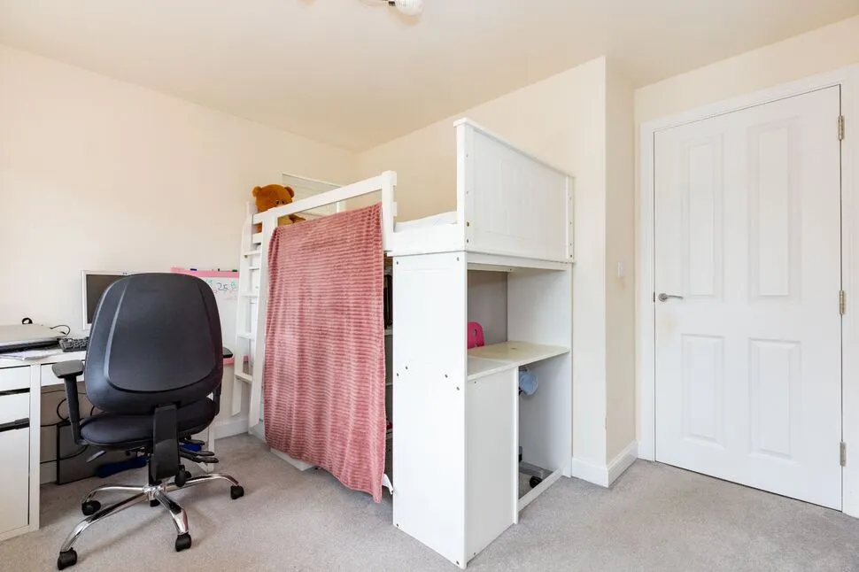 Dovecote Drive, Nuneaton, CV10, photo 13