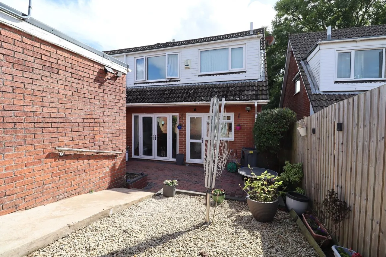 Bryncyn CARDIFF, CF23, photo 18