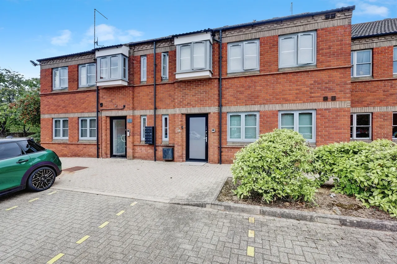 1 bed flat for sale, Duncan Close, Moulton Park Industrial Estate, NN3