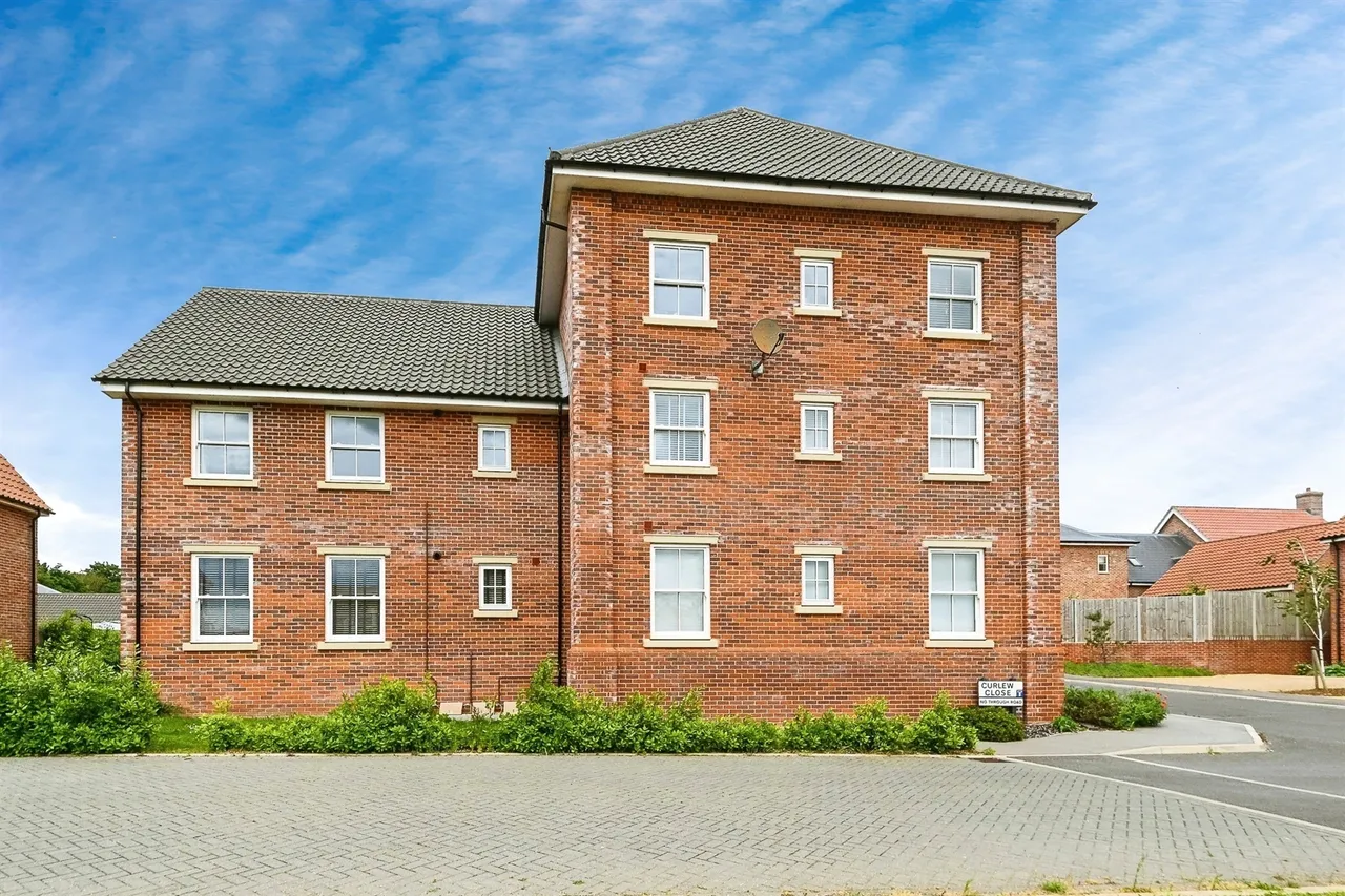 1 bed flat for sale — Curlew Close, Hunstanton