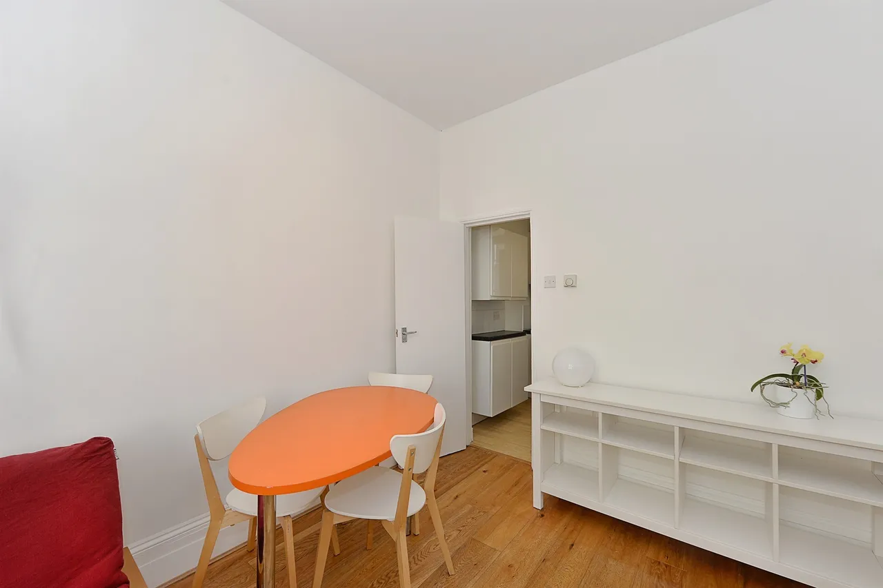 Finborough Road, London, photo 4