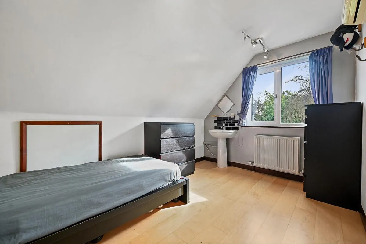 Downs Avenue, Pinner, HA5, photo 17