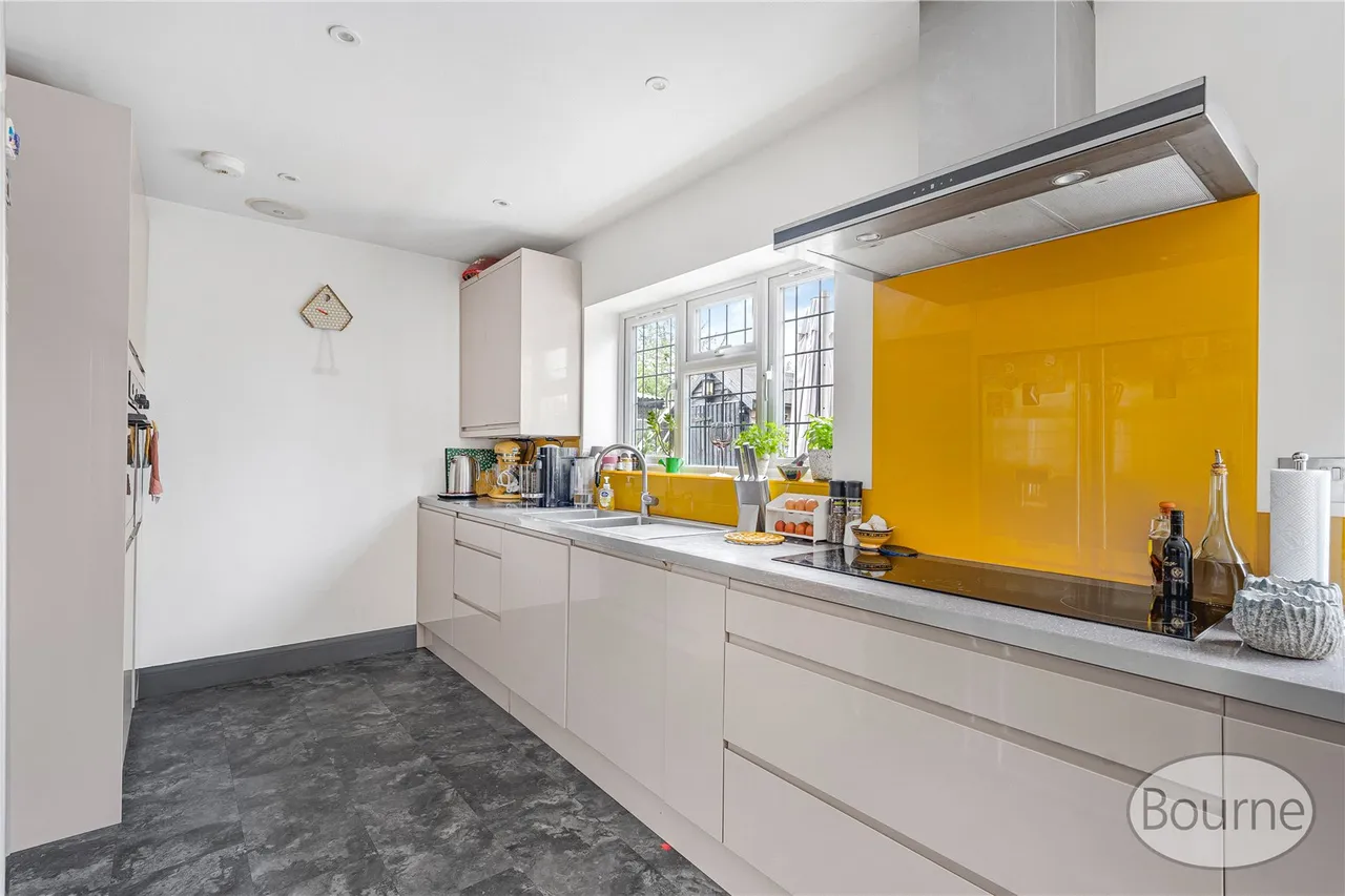 Juniper Close, Guildford, GU1, photo 5