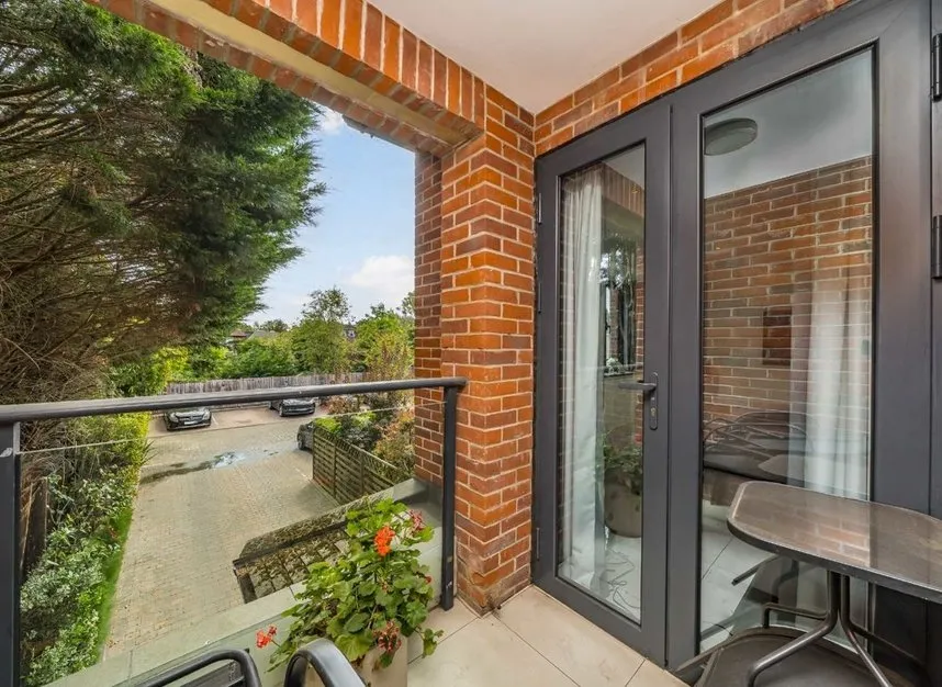 Ashley Lane, Hendon, NW4, photo 4