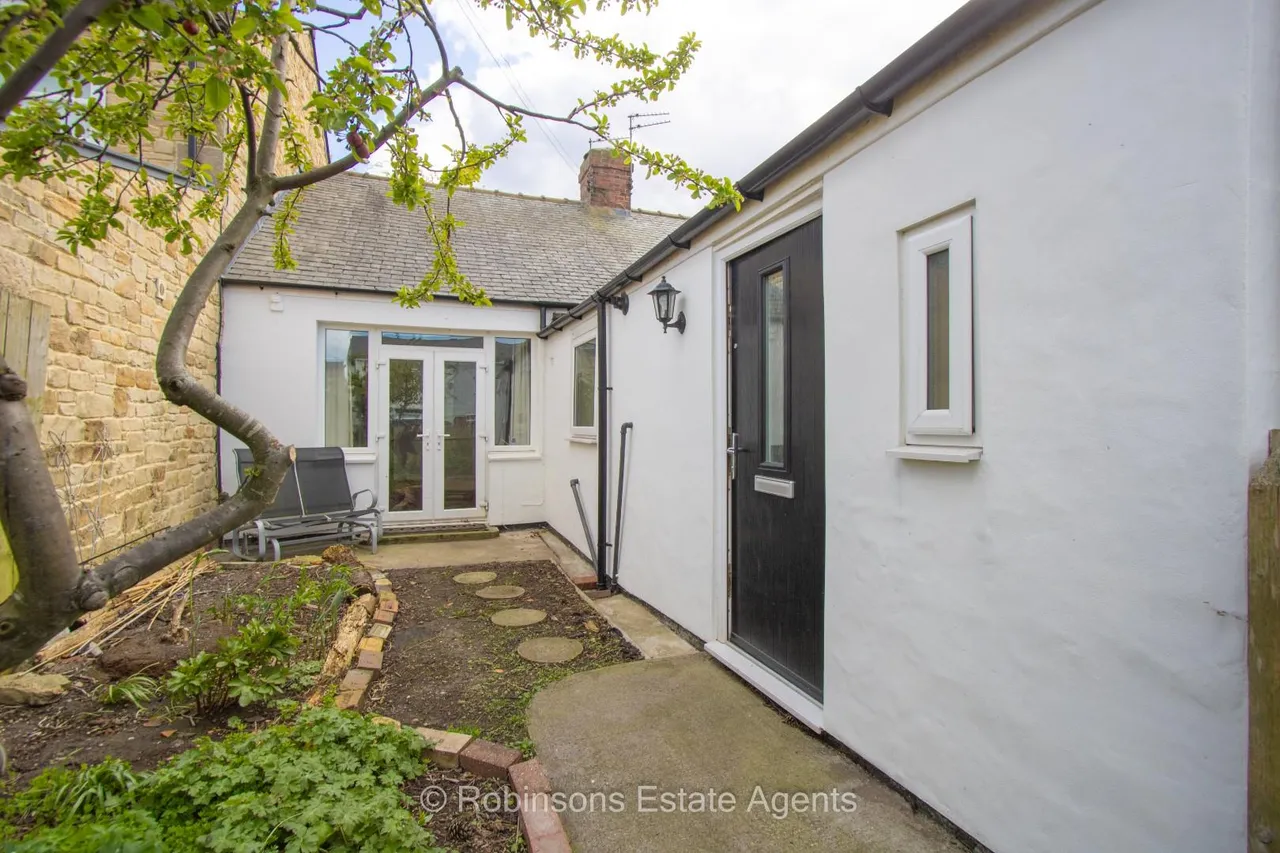 1 bed house for sale, Newcastle Terrace, Framwellgate Moor, DH1