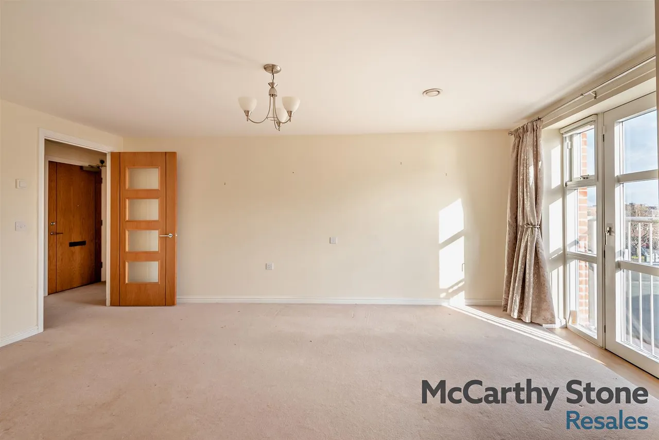 New Road, Basingstoke, RG21, photo 2